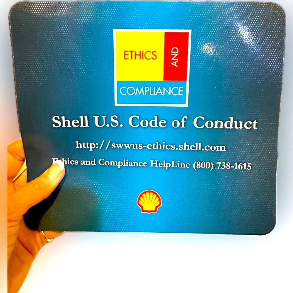 VTG SHELL LOGO CODE OF CONDUCT MOUSE PAD COLLECTIBLE EMPLOYEE GIFT OIL COMPANY